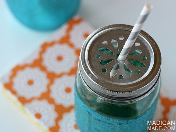 decorative mason jar lids to make drink containers