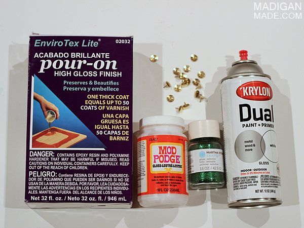 materials to make a glitter covered table with resin