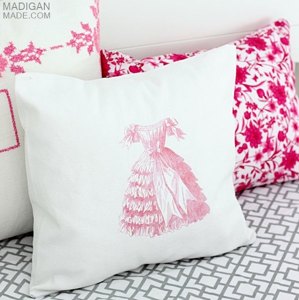 How to transfer images to fabric pillows