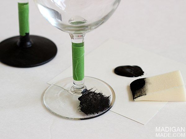 tutorial to paint chalkboard paint on wine glasses tutorial to paint chalkboard paint on wine glasses
