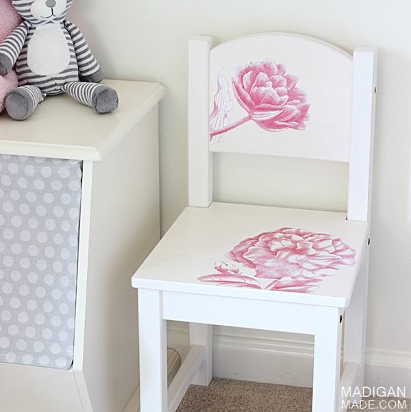 Vintage floral kids chair - a DIY project with photo transfer medium