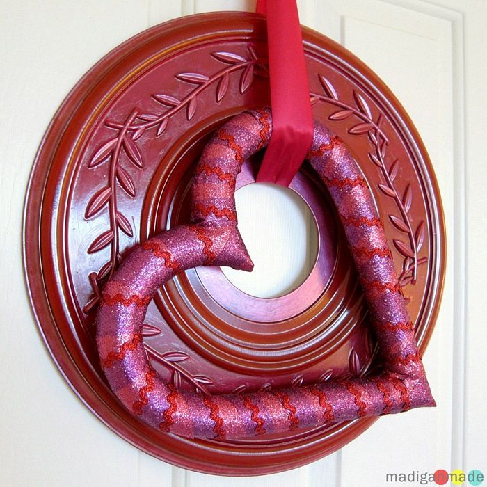 A Glittery Heart And Ceiling Medallion Wreath Rosyscription