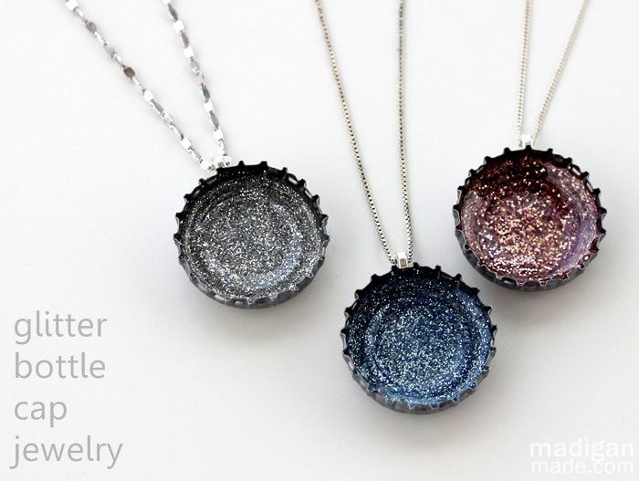 DIY jewelry with bottle caps and glitter