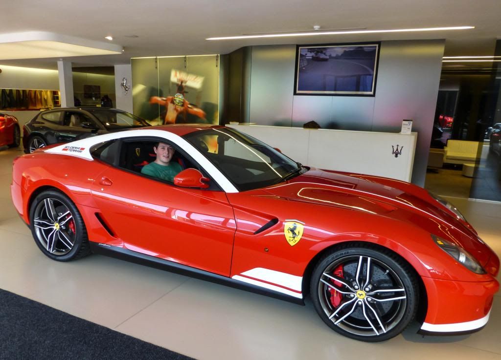 [http://i981.photobucket.com/albums/ae295/Dogismo/Dogismo%203/P1060095_zps0ee9979c.jpg]