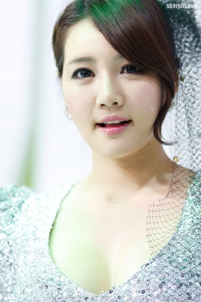 Seoul Motor Show 2011 - Han Ga Eun bagian 3