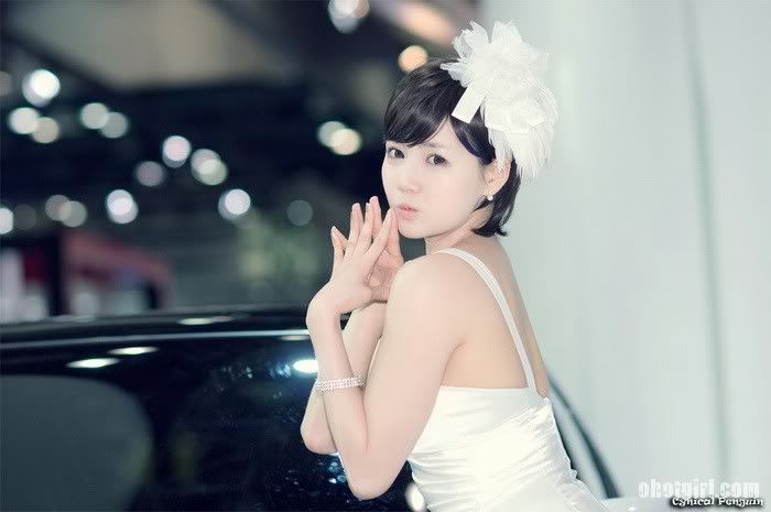 Seoul Motor Show 2011 Han Ga Eun - Dress Putih