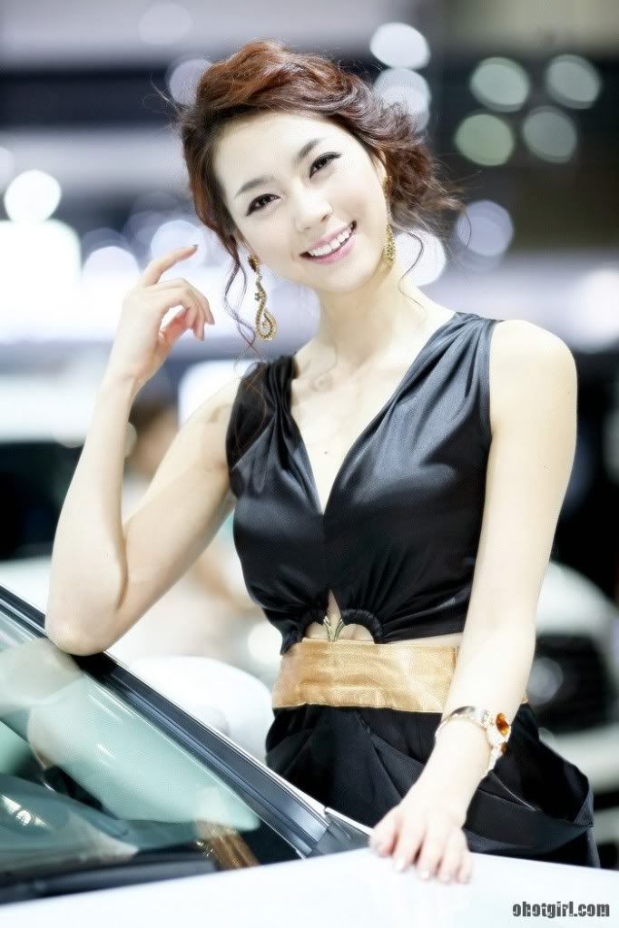 Seoul Motor Show 2011 - Ji Yeon Soo