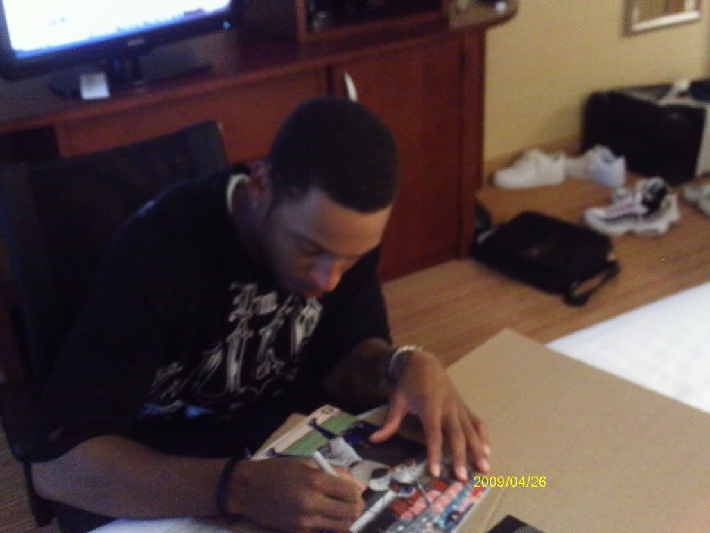 [Sportsgraphing.com] Desmond Jennings signing pics